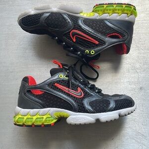 Women’s Used Nike Zoom Air size 7.5